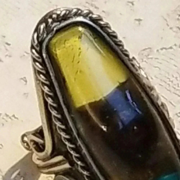 Artisan Peruvian Fused Art Glass Handmade Ring - Picture 6 of 7